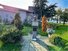 002_1009b-Donji-Milanovac-Serbia