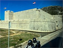 001_1016a-Ston-Croatia
