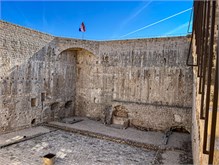 071_1016a-Ston-Croatia