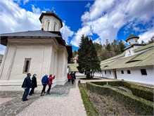 07-Sinaia-Monastery