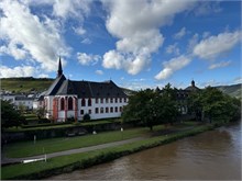 52-Bernkastel