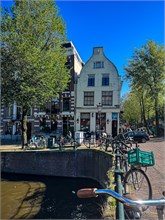 32-Amsterdam