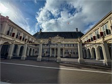 10-Deen_Haag