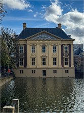 23-Deen_Haag
