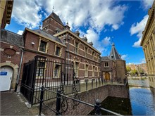 30-Deen_Haag