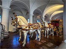 03-Nymphenburg-Carriages-Sleds