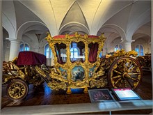 06-Nymphenburg-Carriages-Sleds