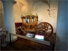 09-Nymphenburg-Carriages-Sleds