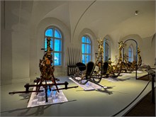 10-Nymphenburg-Carriages-Sleds