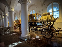 24-Nymphenburg-Carriages-Sleds