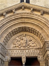 12-Arles