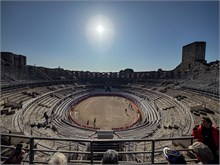 37-Arles