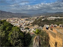 27-Malaga