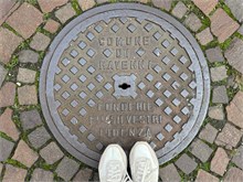 09-Feet