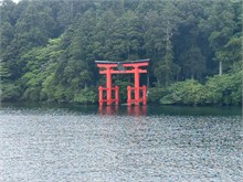 016-Lake-Ashi
