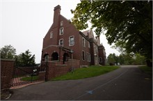 007-Glensheen
