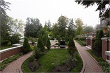 028-Glensheen