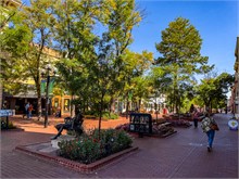 002-Boulder
